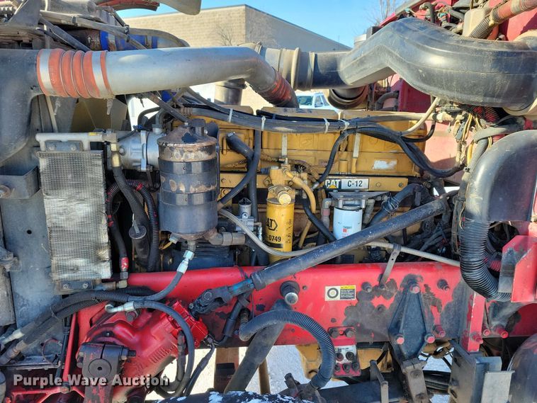 image for item EA2820 2003 Peterbilt 379 dump truck