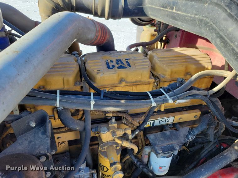 image for item EA2820 2003 Peterbilt 379 dump truck