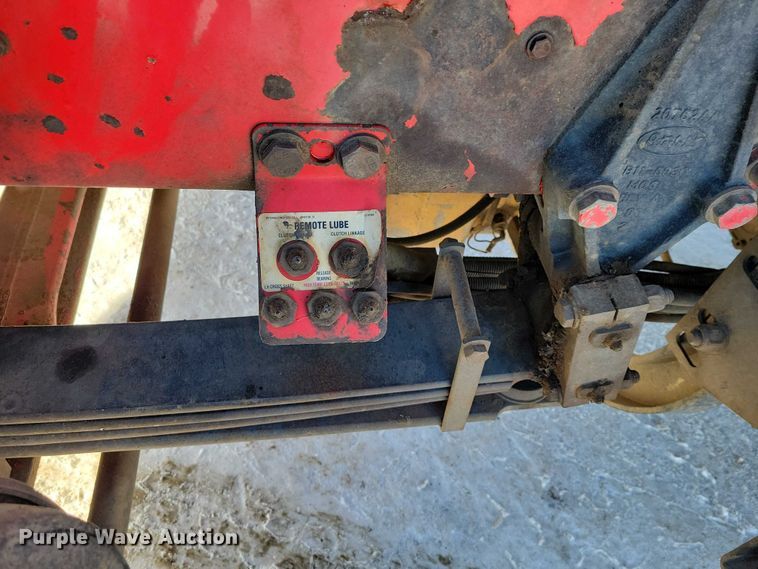 image for item EA2820 2003 Peterbilt 379 dump truck