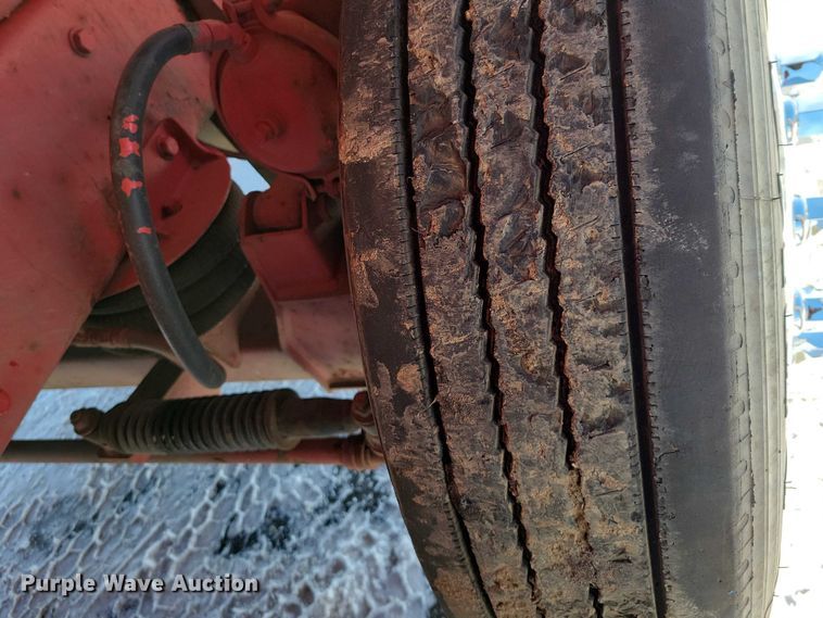 image for item EA2820 2003 Peterbilt 379 dump truck