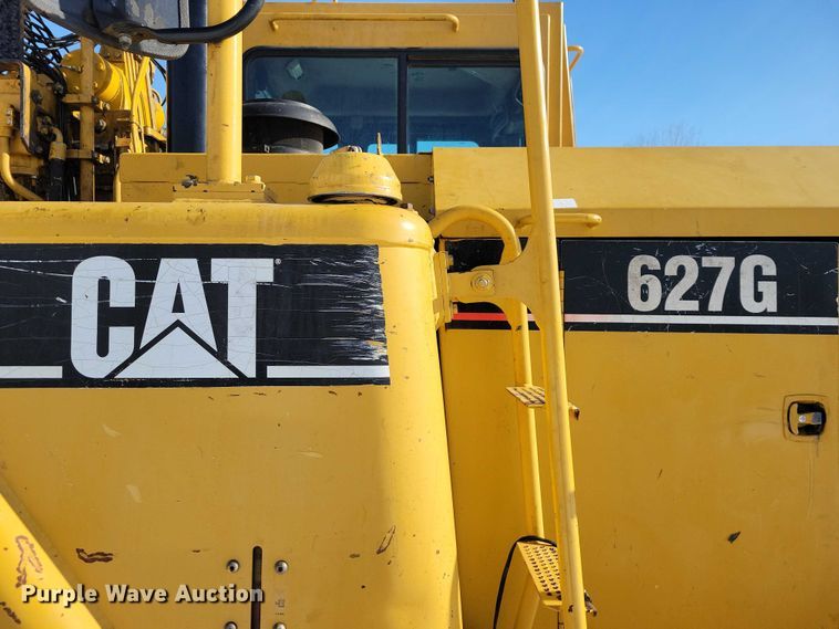 image for item EA2821 2006 Caterpillar 627G conventional scraper 