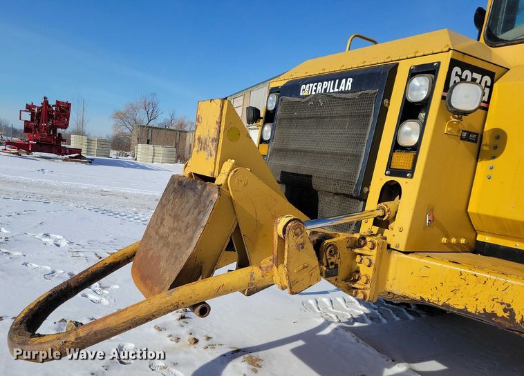 image for item EA2821 2006 Caterpillar 627G conventional scraper 