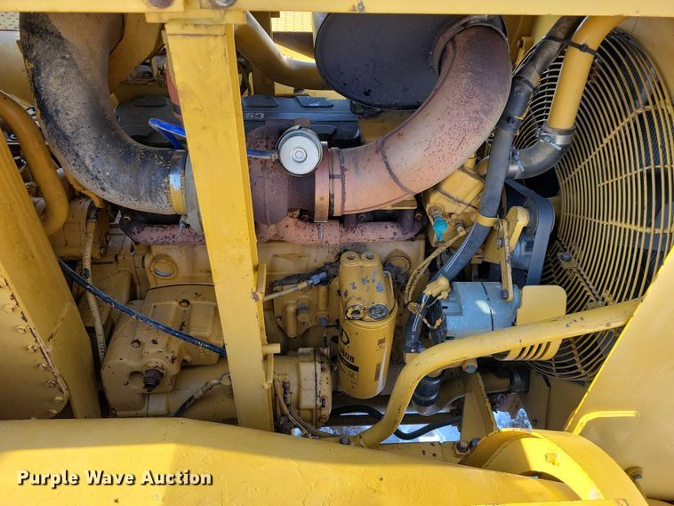 image for item EA2821 2006 Caterpillar 627G conventional scraper 