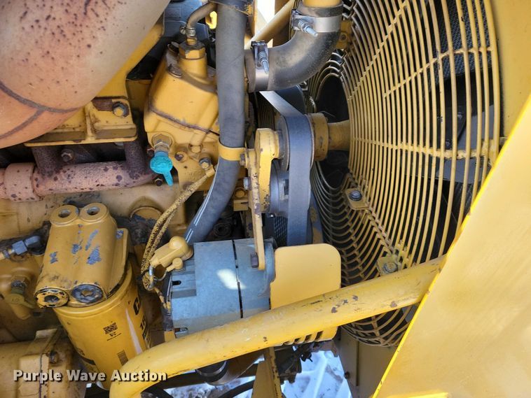 image for item EA2821 2006 Caterpillar 627G conventional scraper 