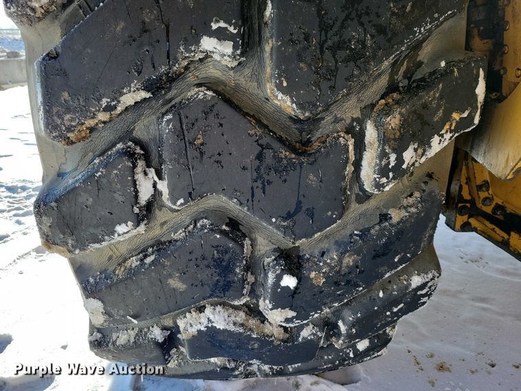 image for item EA2821 2006 Caterpillar 627G conventional scraper 