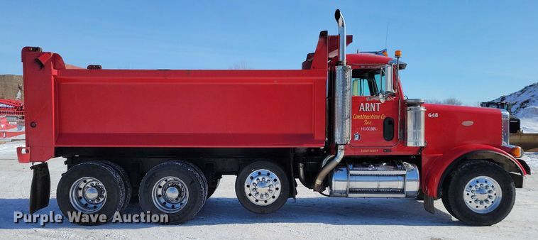 image for item EA2822 1995 Peterbilt 357 dump truck