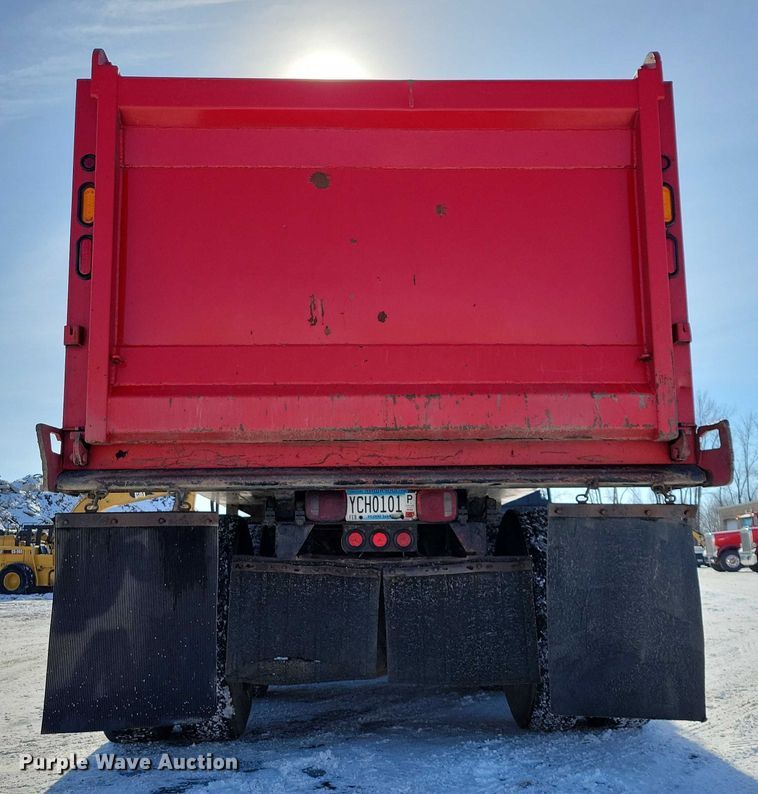 image for item EA2822 1995 Peterbilt 357 dump truck