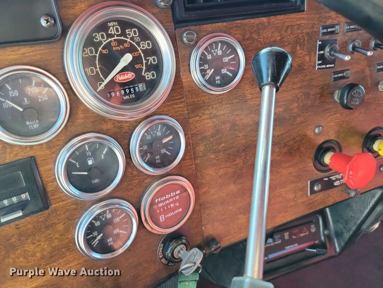 image for item EA2822 1995 Peterbilt 357 dump truck