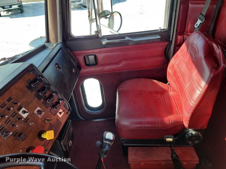 image for item EA2822 1995 Peterbilt 357 dump truck