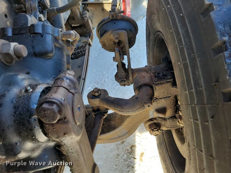 image for item EA2822 1995 Peterbilt 357 dump truck