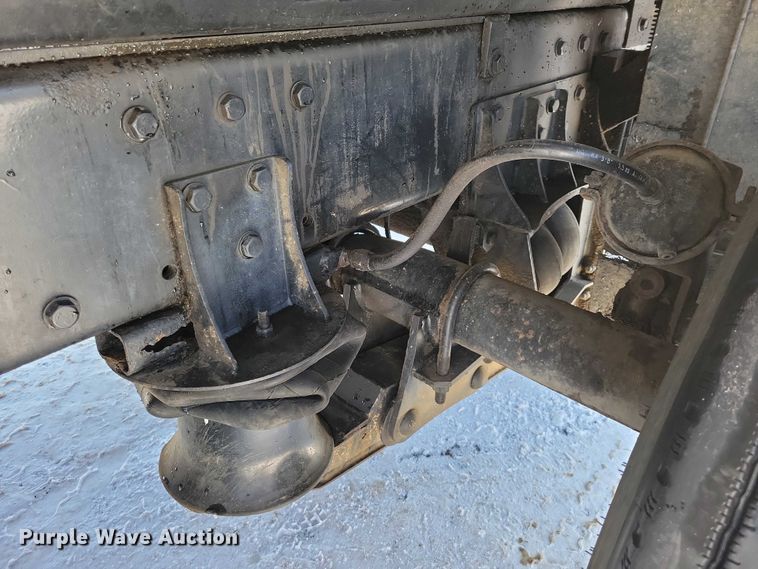 image for item EA2822 1995 Peterbilt 357 dump truck