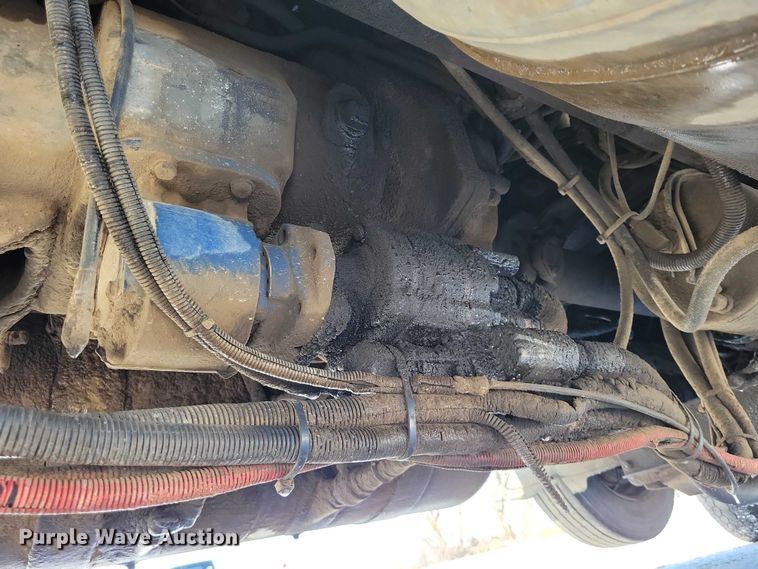 image for item EA2822 1995 Peterbilt 357 dump truck