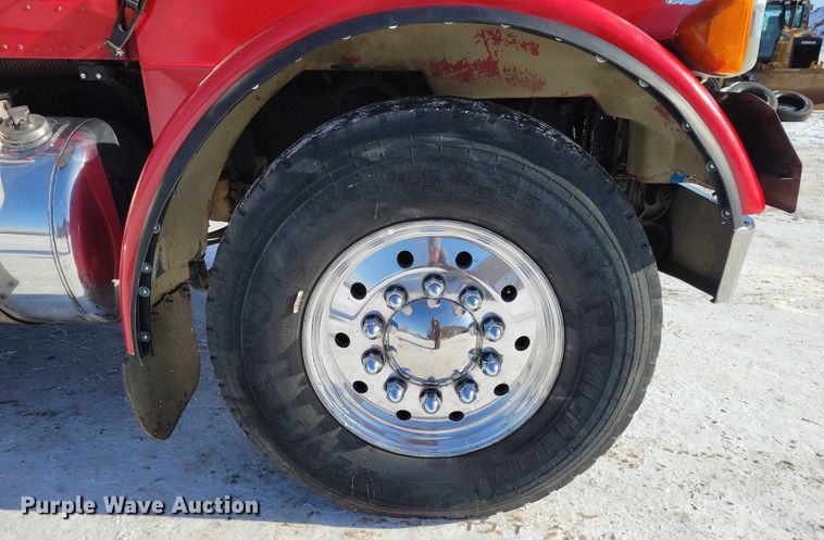 image for item EA2822 1995 Peterbilt 357 dump truck