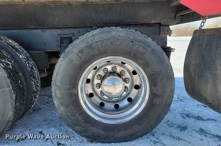 image for item EA2822 1995 Peterbilt 357 dump truck