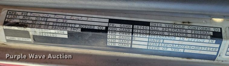 image for item EA2822 1995 Peterbilt 357 dump truck