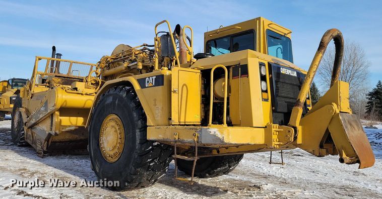 image for item EA2823 2006 Caterpillar 627G conventional scraper 