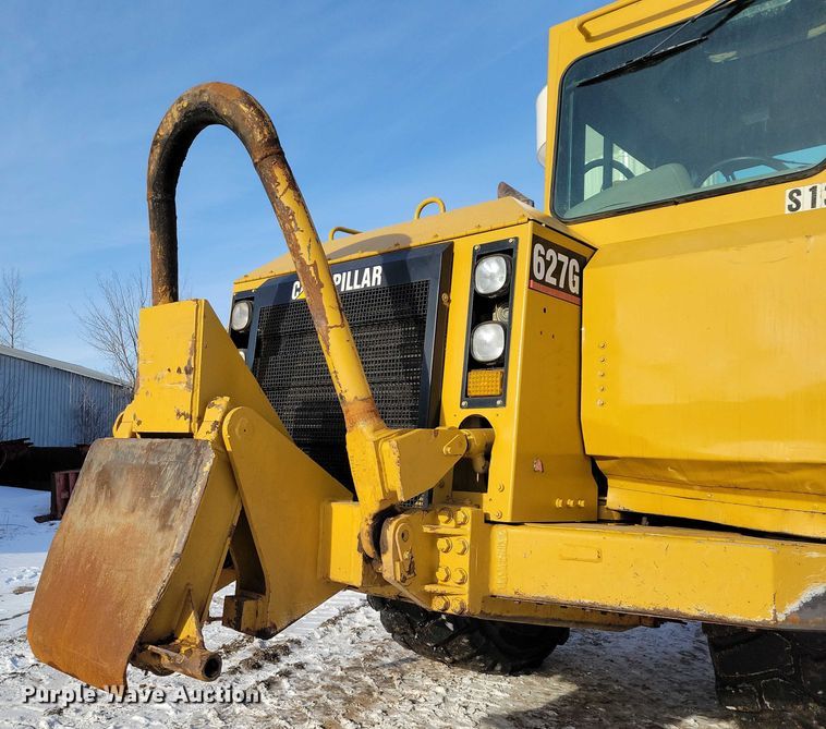 image for item EA2823 2006 Caterpillar 627G conventional scraper 