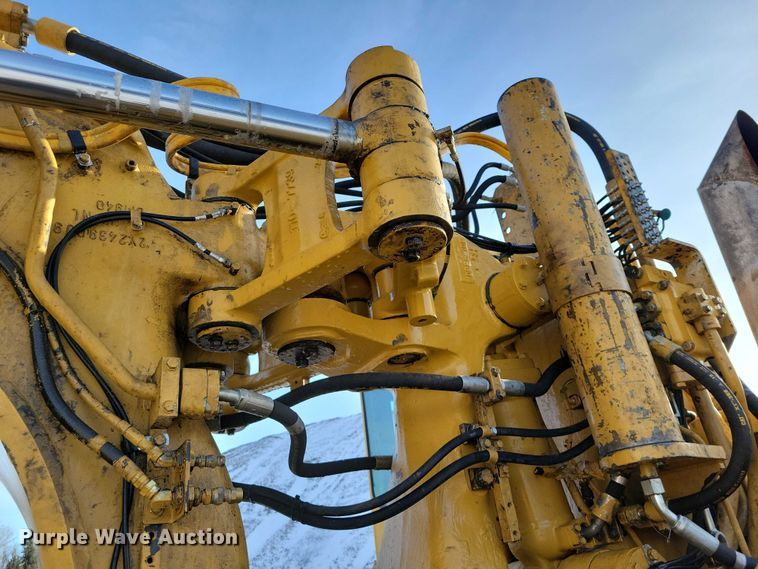 image for item EA2823 2006 Caterpillar 627G conventional scraper 