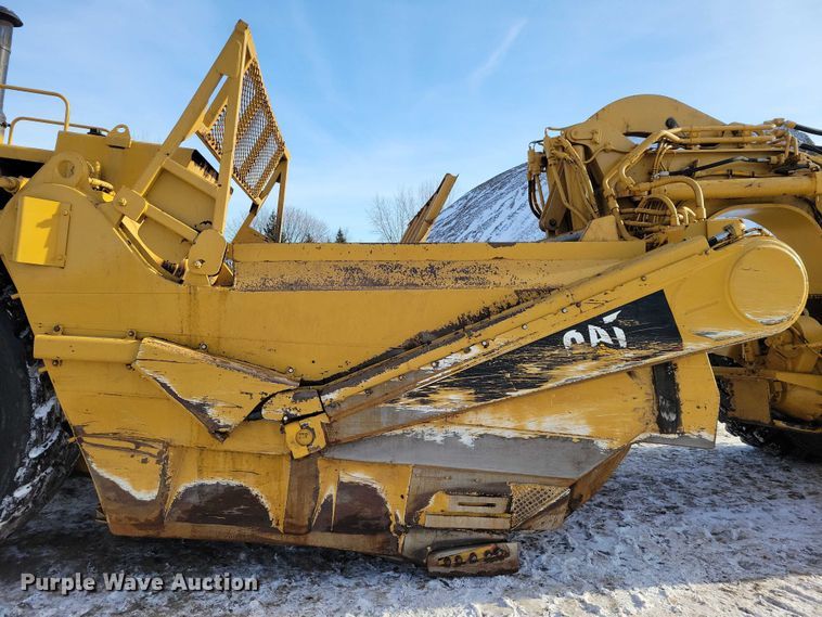 image for item EA2823 2006 Caterpillar 627G conventional scraper 