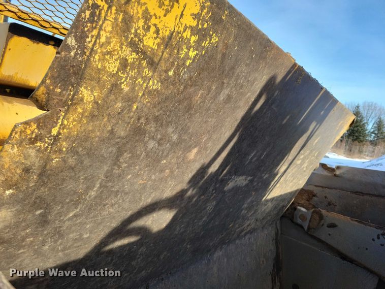 image for item EA2823 2006 Caterpillar 627G conventional scraper 