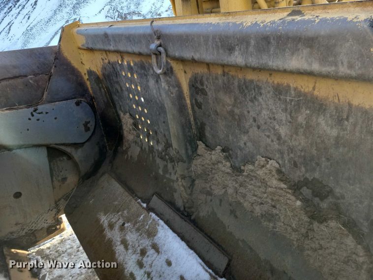 image for item EA2823 2006 Caterpillar 627G conventional scraper 