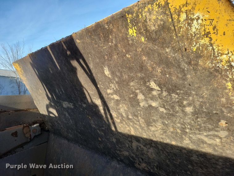 image for item EA2823 2006 Caterpillar 627G conventional scraper 