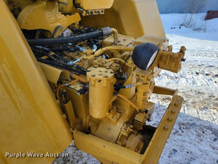 image for item EA2823 2006 Caterpillar 627G conventional scraper 