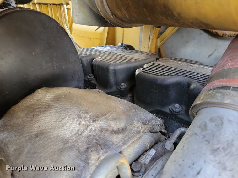 image for item EA2823 2006 Caterpillar 627G conventional scraper 