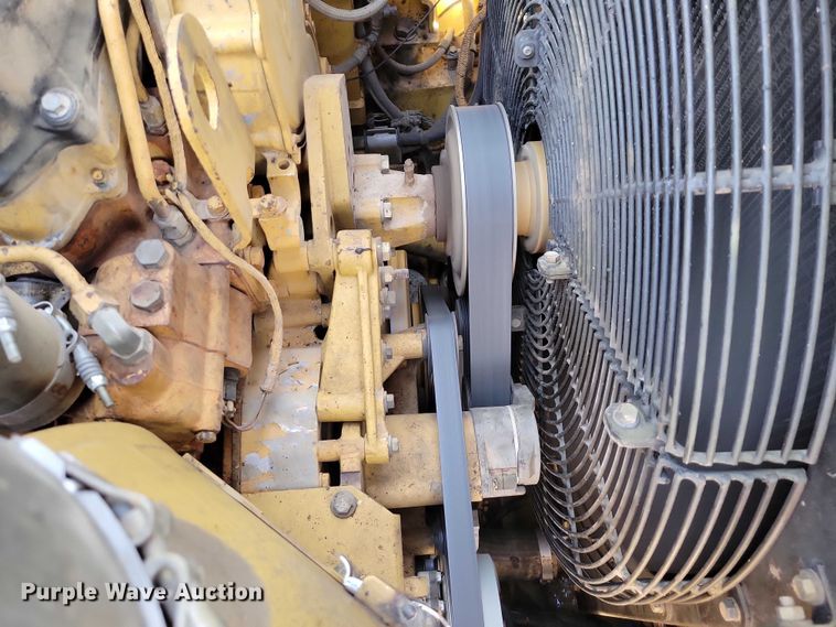 image for item EA2823 2006 Caterpillar 627G conventional scraper 