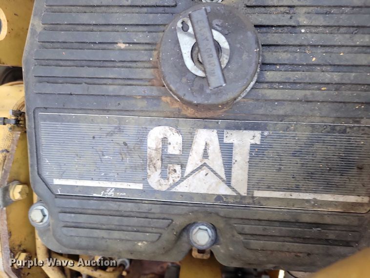 image for item EA2823 2006 Caterpillar 627G conventional scraper 