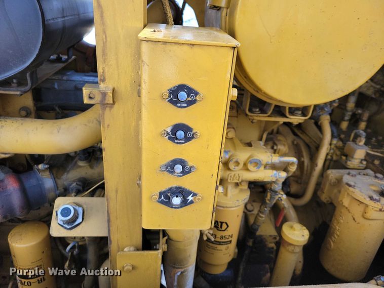 image for item EA2823 2006 Caterpillar 627G conventional scraper 
