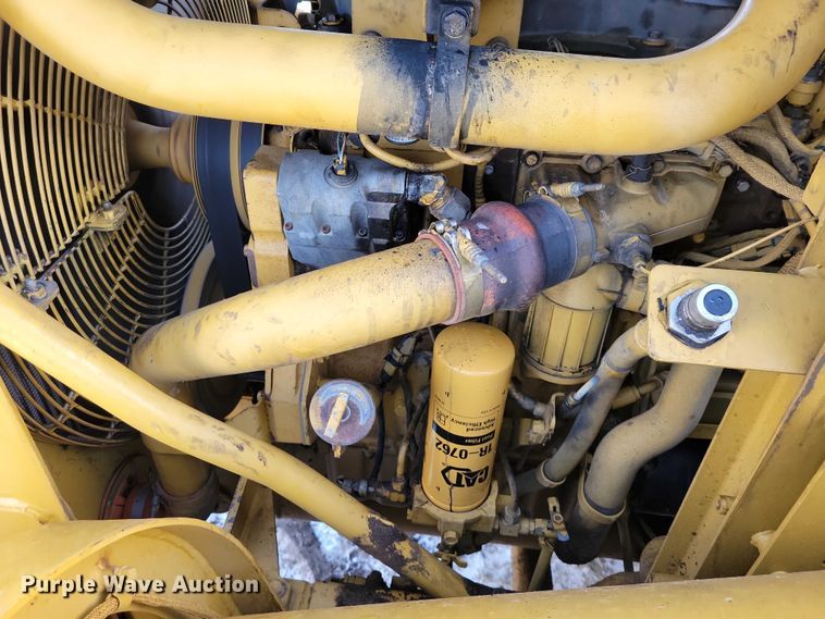 image for item EA2823 2006 Caterpillar 627G conventional scraper 