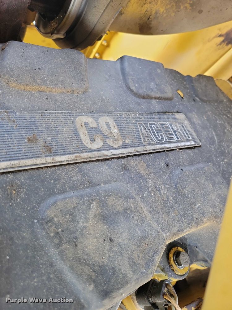 image for item EA2823 2006 Caterpillar 627G conventional scraper 