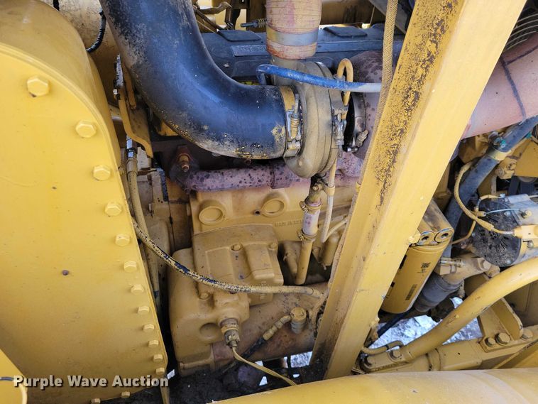 image for item EA2823 2006 Caterpillar 627G conventional scraper 