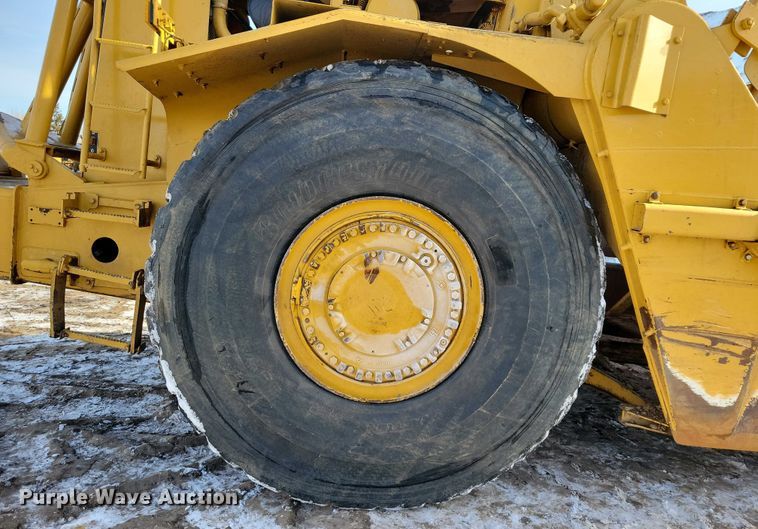 image for item EA2823 2006 Caterpillar 627G conventional scraper 