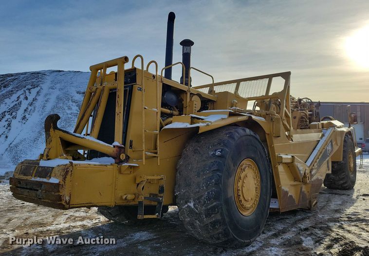 image for item EA2824 2005 Caterpillar 627G conventional scraper 