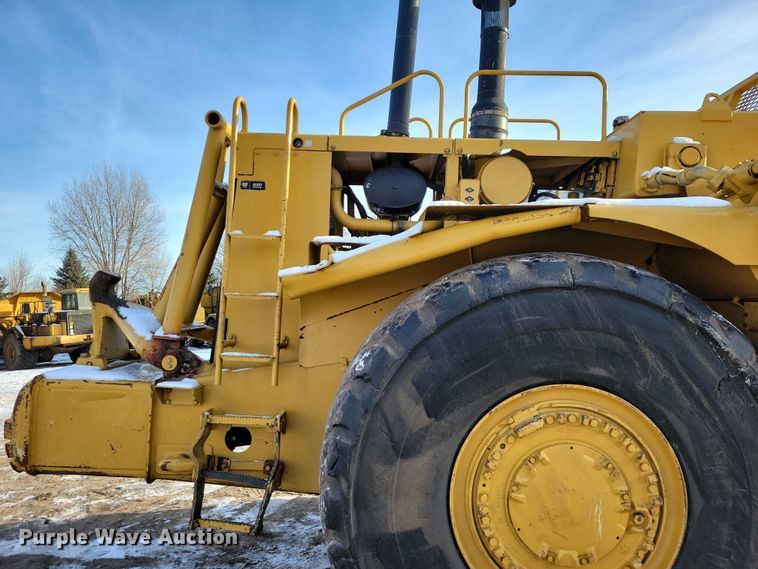 image for item EA2824 2005 Caterpillar 627G conventional scraper 