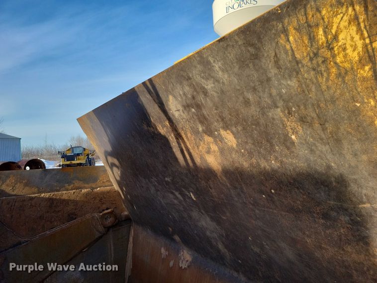 image for item EA2824 2005 Caterpillar 627G conventional scraper 