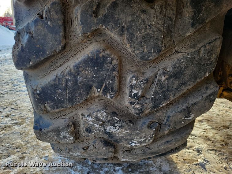 image for item EA2824 2005 Caterpillar 627G conventional scraper 