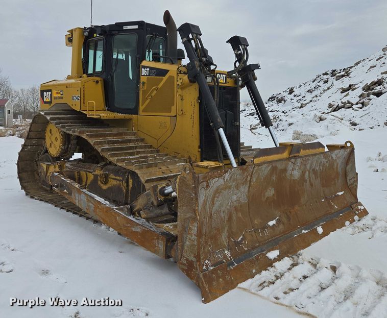 image for item EB1270 2018 Caterpillar D6T LGP dozer
