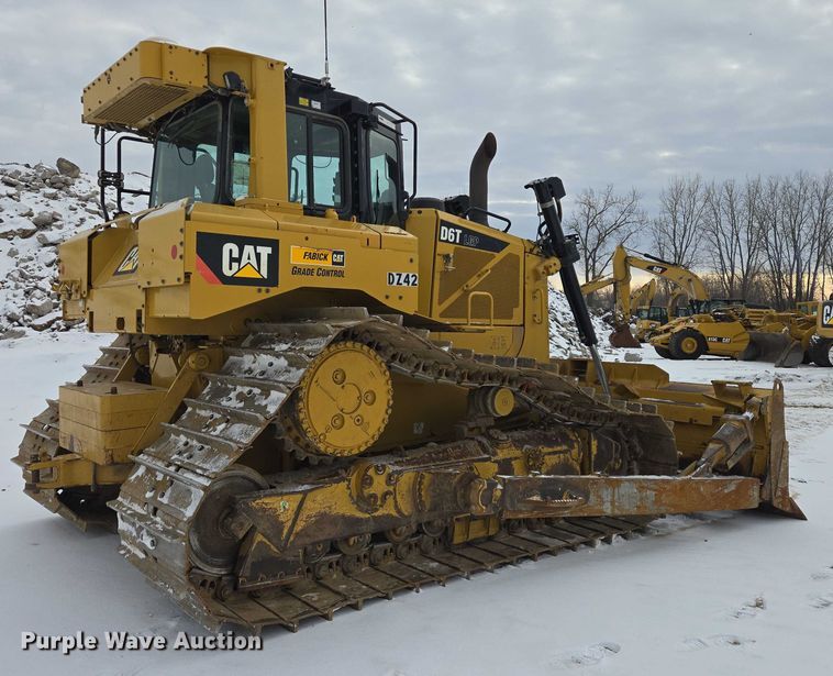 image for item EB1270 2018 Caterpillar D6T LGP dozer
