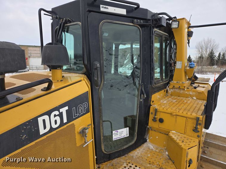 image for item EB1270 2018 Caterpillar D6T LGP dozer