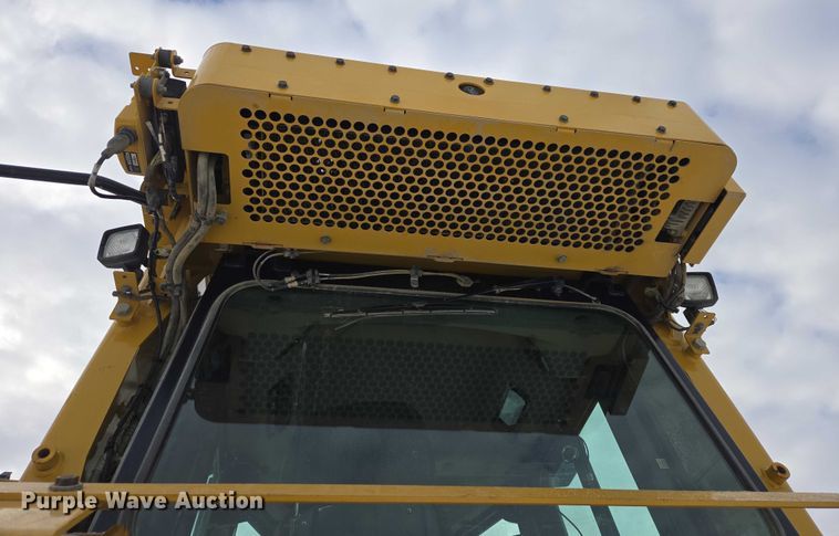 image for item EB1270 2018 Caterpillar D6T LGP dozer