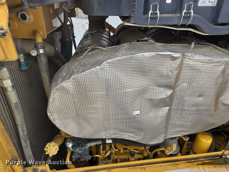 image for item EB1270 2018 Caterpillar D6T LGP dozer