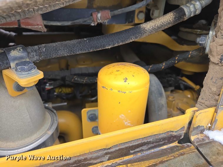 image for item EB1270 2018 Caterpillar D6T LGP dozer