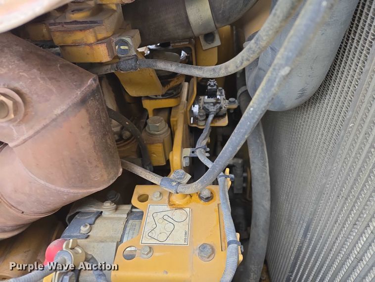 image for item EB1270 2018 Caterpillar D6T LGP dozer