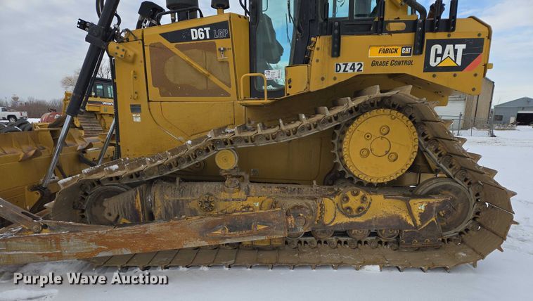 image for item EB1270 2018 Caterpillar D6T LGP dozer