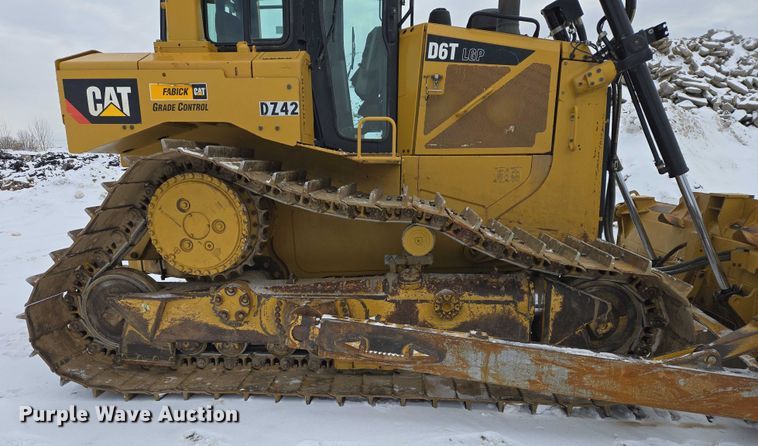 image for item EB1270 2018 Caterpillar D6T LGP dozer