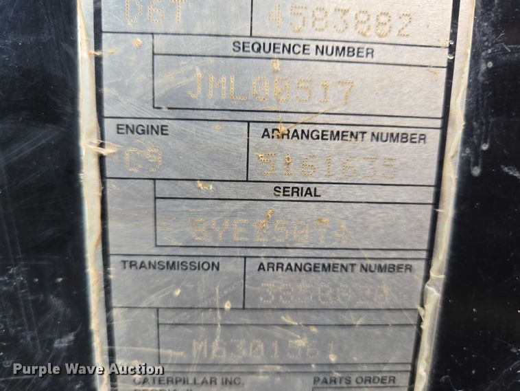 image for item EB1270 2018 Caterpillar D6T LGP dozer