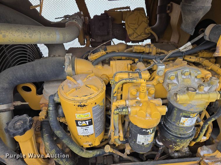 image for item EB1271 2014 Caterpillar D5K2 LGP dozer